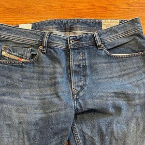 Diesel WAYLEE Jeans W33 L32 Regular Straight
